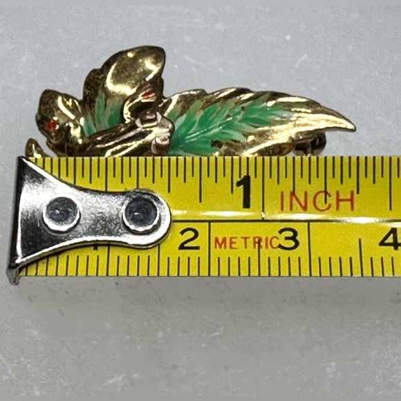 Little Frog on Leaf Pin/brooch Gold Painted Metal - Picture 6 of 6